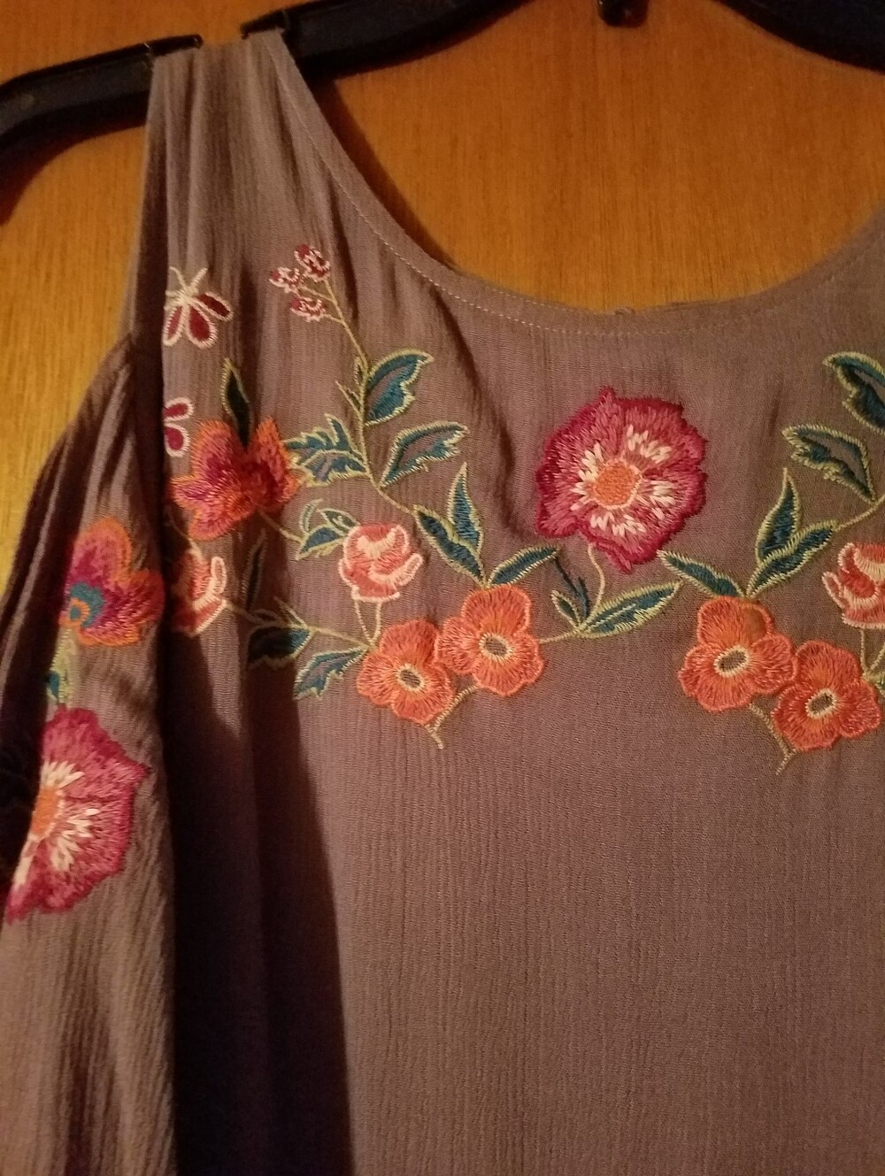 Tunic - Picture 5 of 5